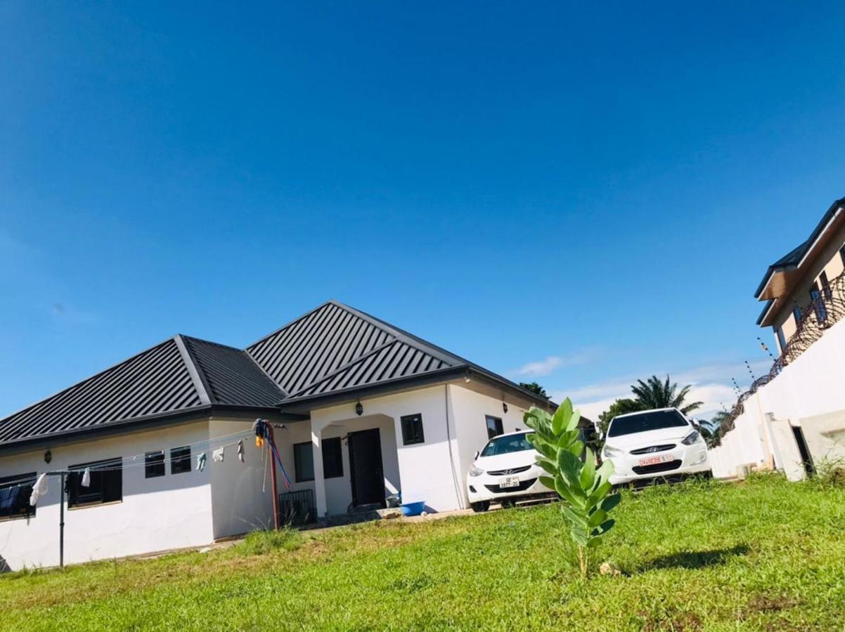 Nana'S Holiday Let Adenta Bagian luar foto