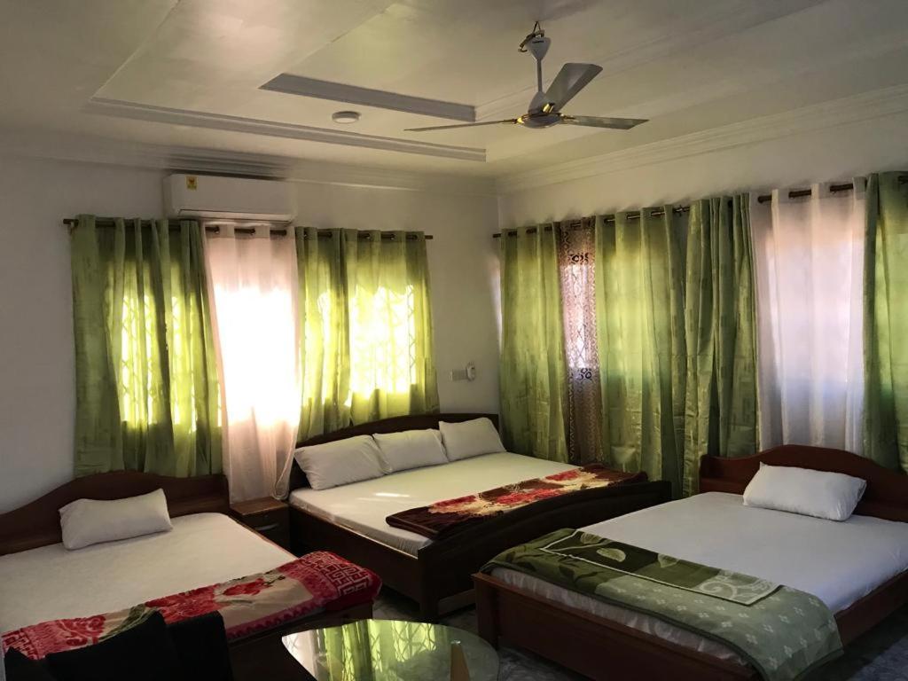 Nana'S Holiday Let Adenta Bagian luar foto