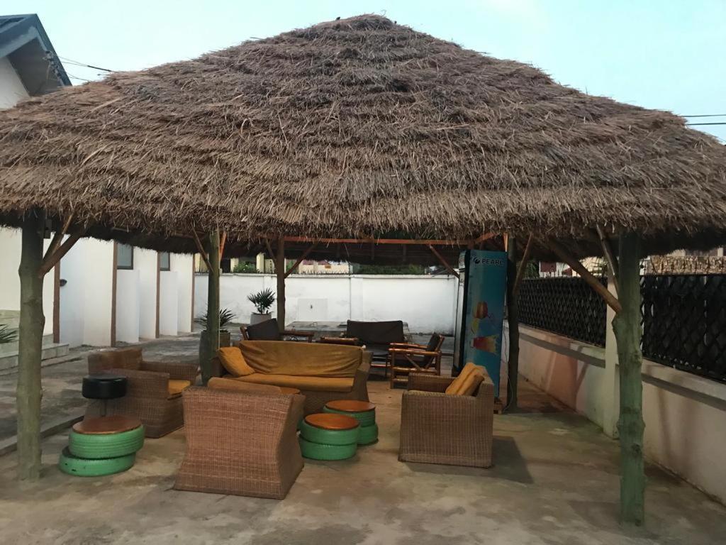 Nana'S Holiday Let Adenta Bagian luar foto