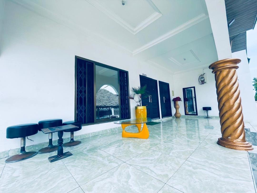 Nana'S Holiday Let Adenta Bagian luar foto